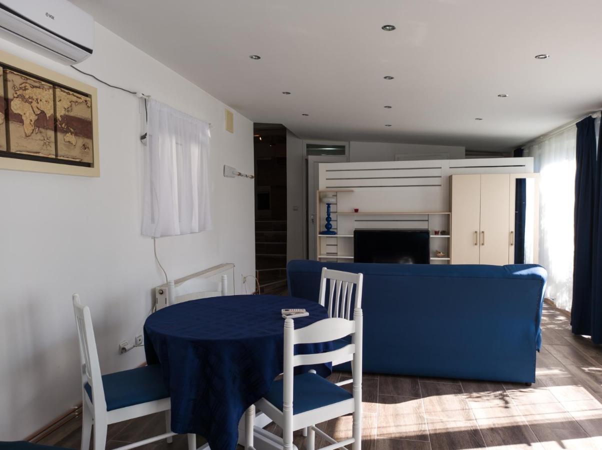 Apartman Dvoristance Ґолубац Екстер'єр фото